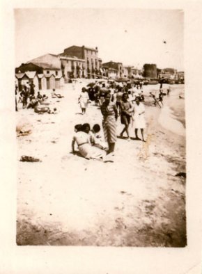 La platja del Sorral als anys 20-30