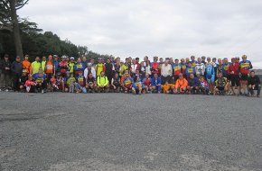 Esports Mariné reuneix 85 ciclistes en la seva tradicional sortida i esmorzar al castell d'Escornalbou