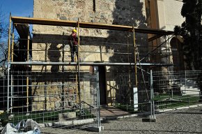 S'inicia la restauració de la façana i el matacà de la Torre de l'Ermita