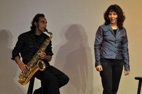 El Centre Cultural porta relats protagonitzats per "dones sense por" i acompanyats per la música del saxo
