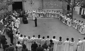 Nombrosos sacerdots van donar l'últim adéu a Mn. Josep Manresa / Maig 1985