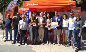 El diputat Carlos Carrizosa i la senadora Lorena Roldán donen suport al candidat local de Cs, Juan Carlos Romera