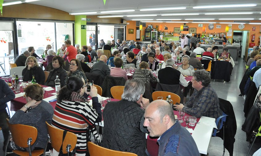 Imatge de la festa del 20è aniversari del Casal Municipal de la Gent Gran, el febrer de 2017