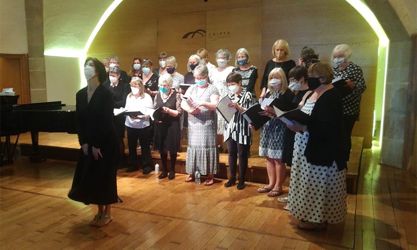 Actuació del cor de veus femenines Sally's Army, el passat dissabte a la Cripta