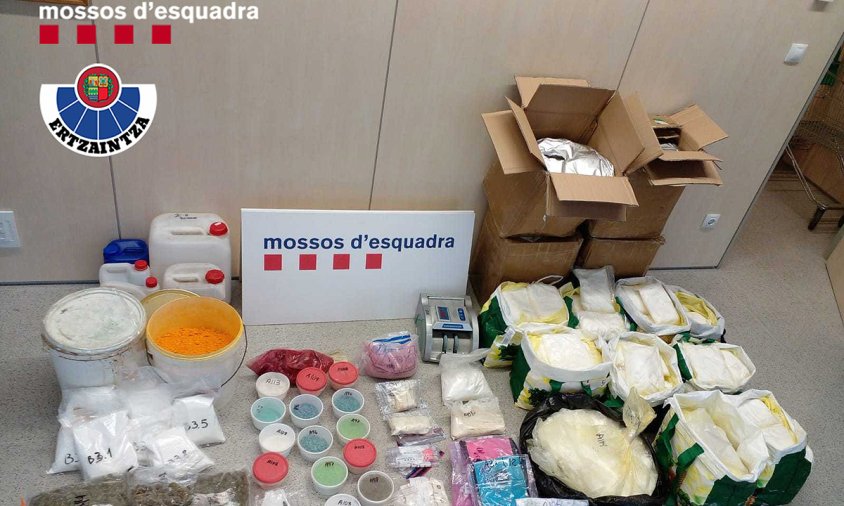 Substàncies intervingudes en el desmantellament d'un laboratori de drogues de síntesi, el més gran detectat a Catalunya, a Mont-roig del Camp
