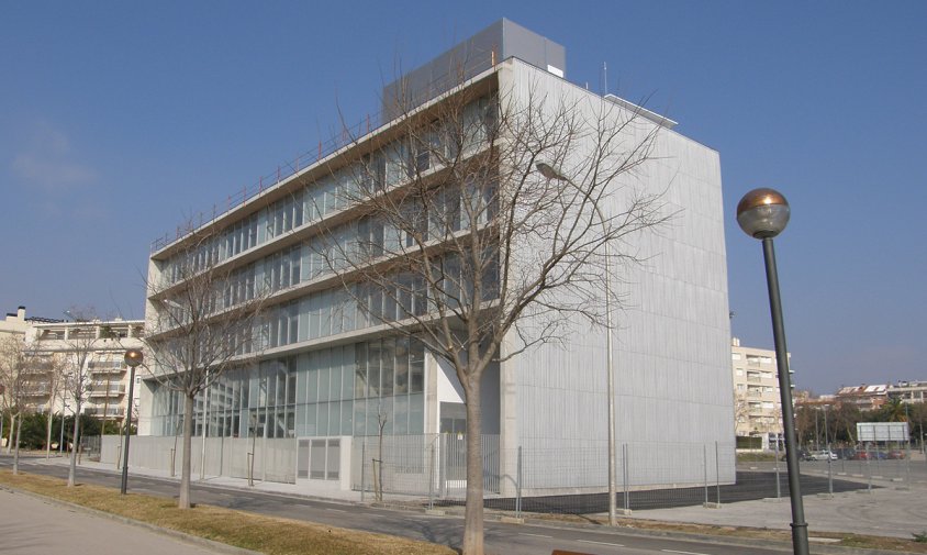 La UEC es troba ubicada a les instal·lacions de l'Ateneu Juvenil