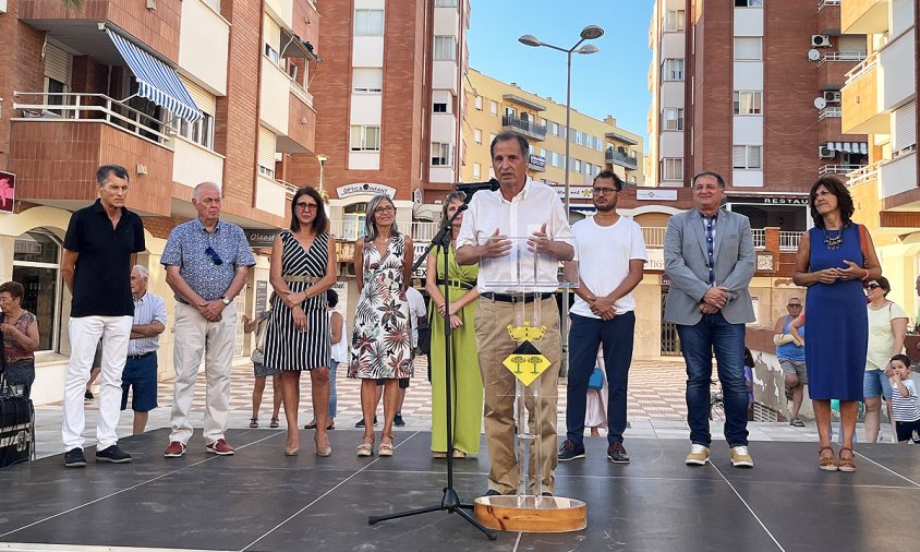 L'alcalde, Alfons Garcia; i l'arquitecte redactor del projecte, Antoni Vilanova, van adreçar unes paraules a la ciutadania