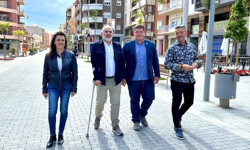 Yolanda Burgos, Carlos Carrizosa, Juan Carlos Romera i Santi Gàmez ahir a la remodelada plaça d'Aragó