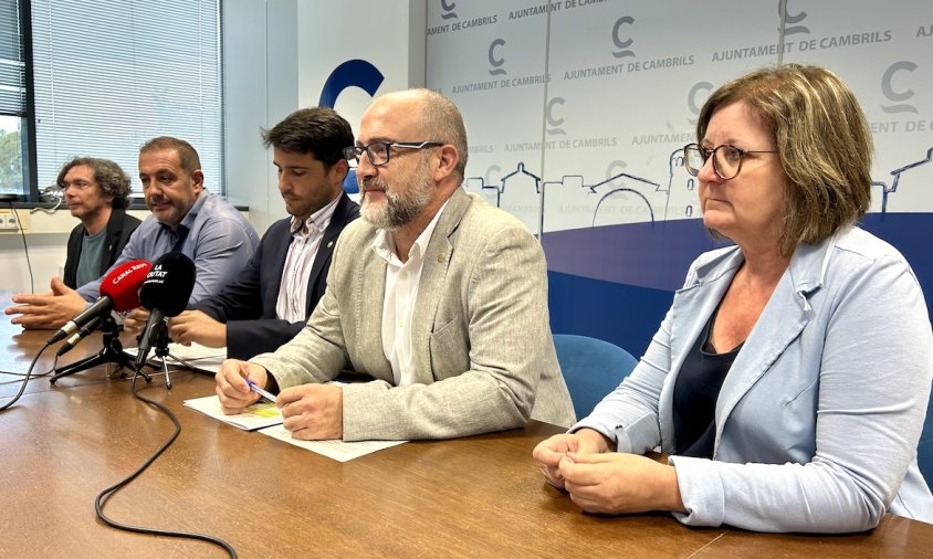 D'esquerra a dreta: Jordi Barberà, Enric Daza, Aleix Rom, Alfredo Clúa i Camí Mendoza, aquest matí en roda de premsa