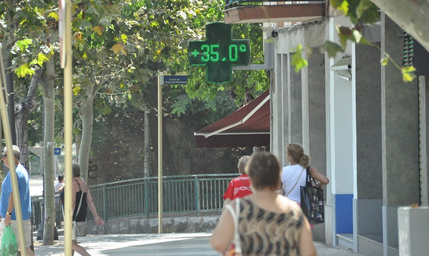 Imatge d'arxiu d'un termòmetre de carrer