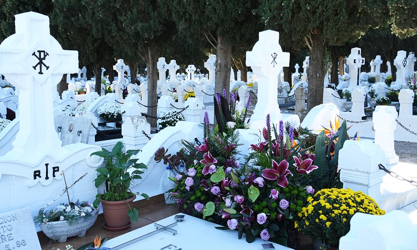 Imatge del cementiri parroquial, ahir al migdia