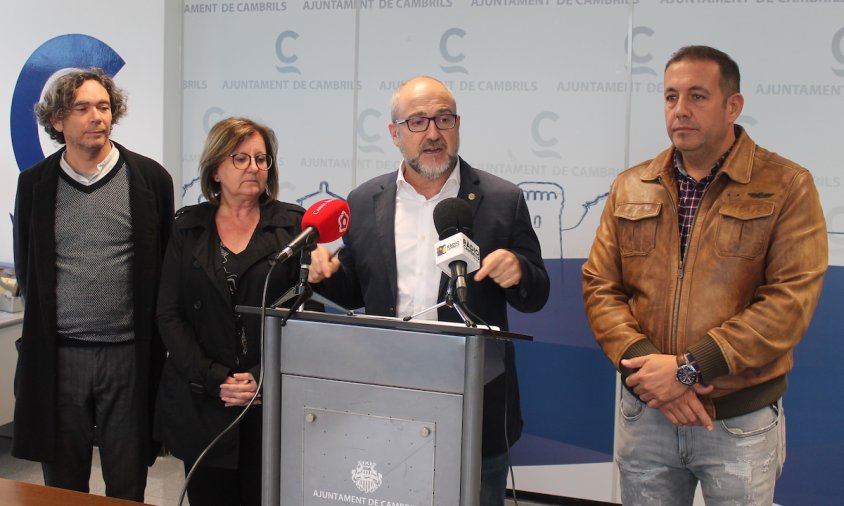 Jordi Barberà, Camí Mendoza, Alfredo Clúa i Enric Daza ahir, durant la roda de premsa de balanç dels cent primers dies de govern