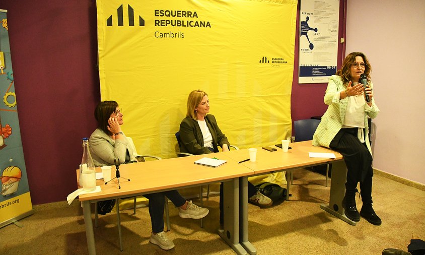 Irene Aragonès, Raquel Sans i Laura Vilagrà, ahir, al Centre Cívic les Basses