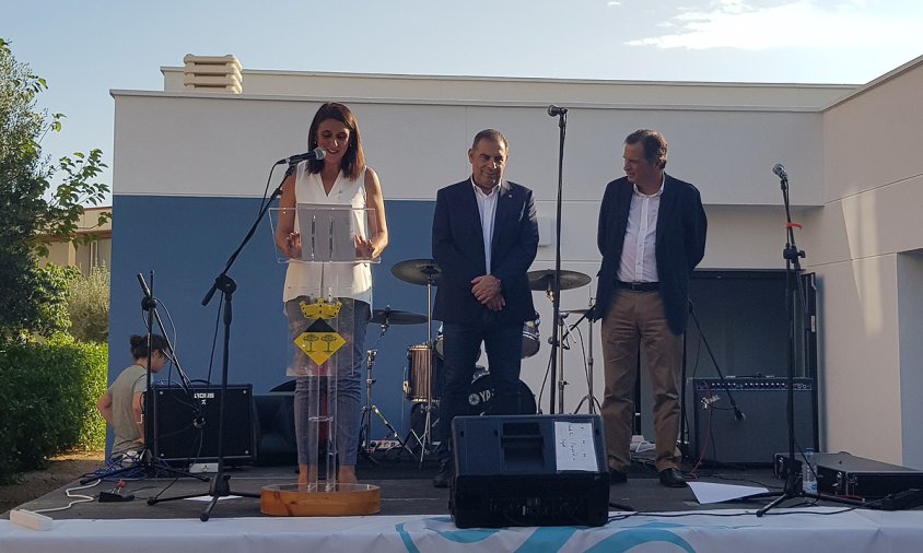 Un moment de l'acte d'inauguració de la reforma i ampliació de l'Escola Municipal de Música de l'Hospitalet de l'Infant