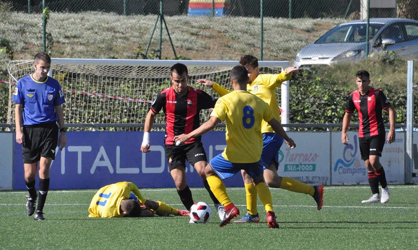 Imatge del partit de la primera volta de la lliga entre el Reus B Cambrils i el Castelldefels, disputat el passat mes d'octubre
