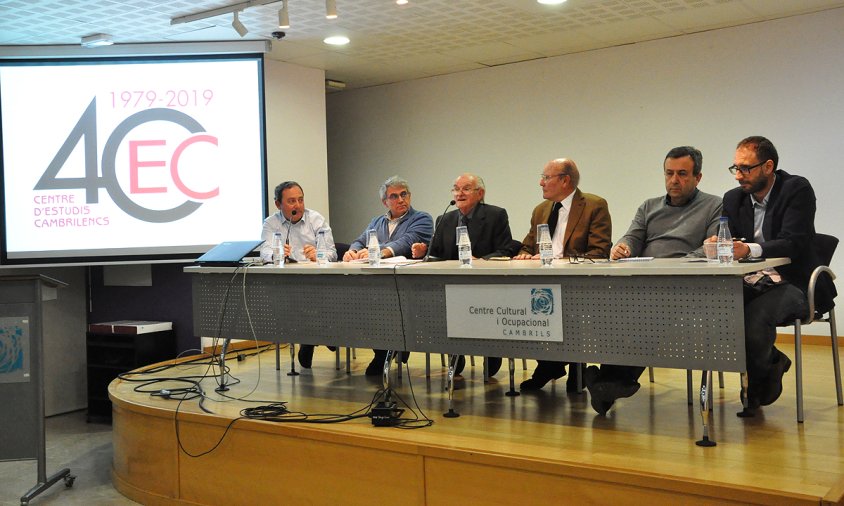 Gerard Martí, Jaume Massó, Josep M. Recasens, Josep Pedrell, Lluís Rovira i Manel Tarés, en la taula rodona d'ahir