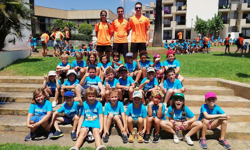 Foto de grup de xiquets que van participar a alguna de les activitats, l'estiu passat
