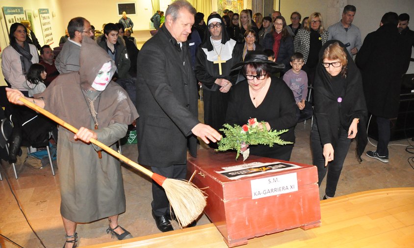 El funeral pel Ka-Garriera XI es va fer ahir al vespre, al Centre Cultural