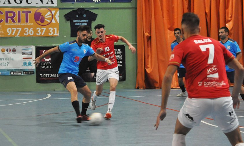 Imatge del partit disputat a la primera volta de la competició entre el Mediterrani i el Torrefarrera