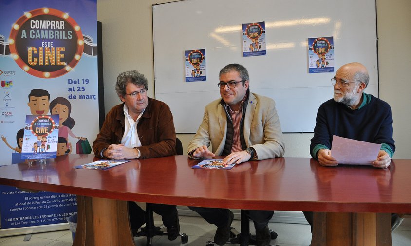 Toni Badimon, responsable de Rambla de l'Art; Enrique Arce, president de la UB i Víctor Feliu, president de l'ACTE, ahir, a la presentació de la Setmana del Comerç