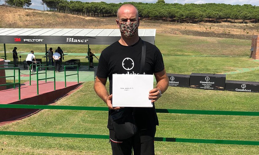 El tirador cambrilenc Antoni Ruiz Nat es va endur el trofeu disputat, ahir, a Mollet del Vallès