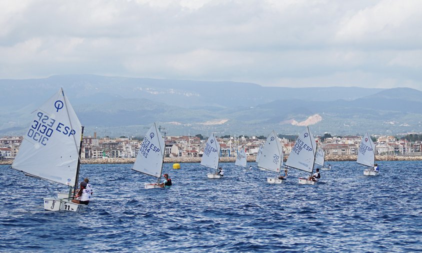 La regata Cambrils a Bon Port ha arribat a la 15a edició sota l'organització del Club Nàutic Cambrils
