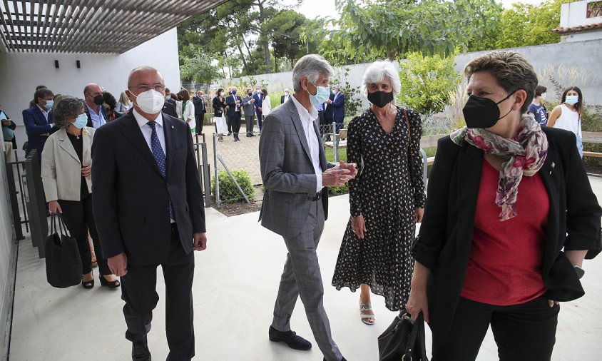 El conseller de Salut, Josep M. Argimon, va presidir la inauguració del 'acte d'inauguració oficial de les noves instal·lacions del Centre Terapèutic per a l’Alzheimer i la Unitat de la Memòria promogudes per la Fundació Rosa M. Vivar