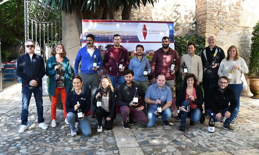 Foto de grup dels productors de la DO Tarragona presents ahir a la jornada de promoció