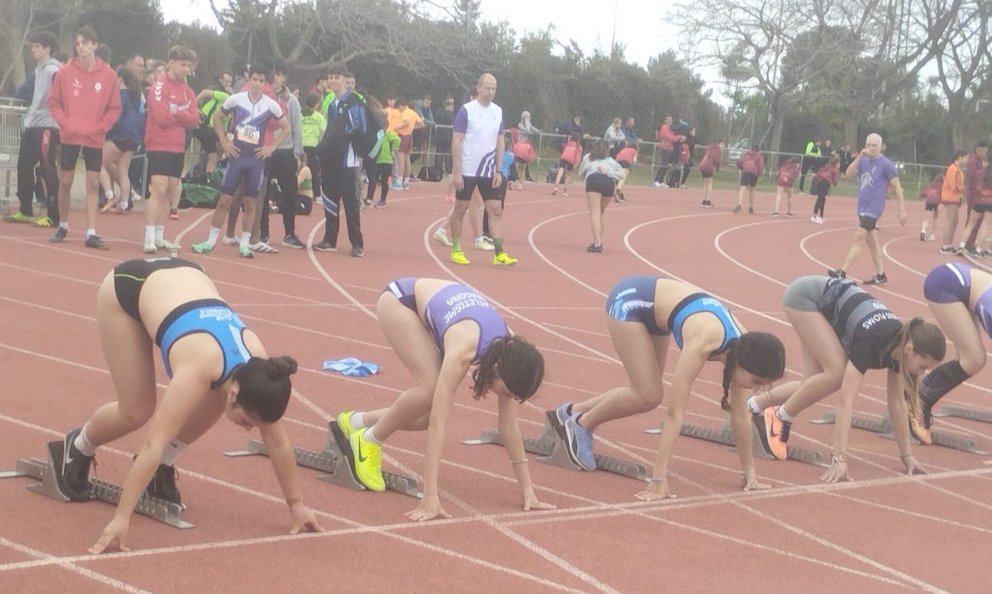 El Club Atletisme Cambrils organitza un campionat territorial amb més de 400 atletes