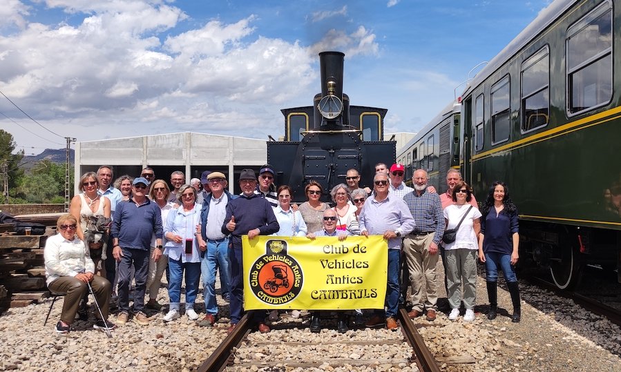 El Club de Vehicles Antics de Cambrils organitza una sortida cultural i gastronòmica