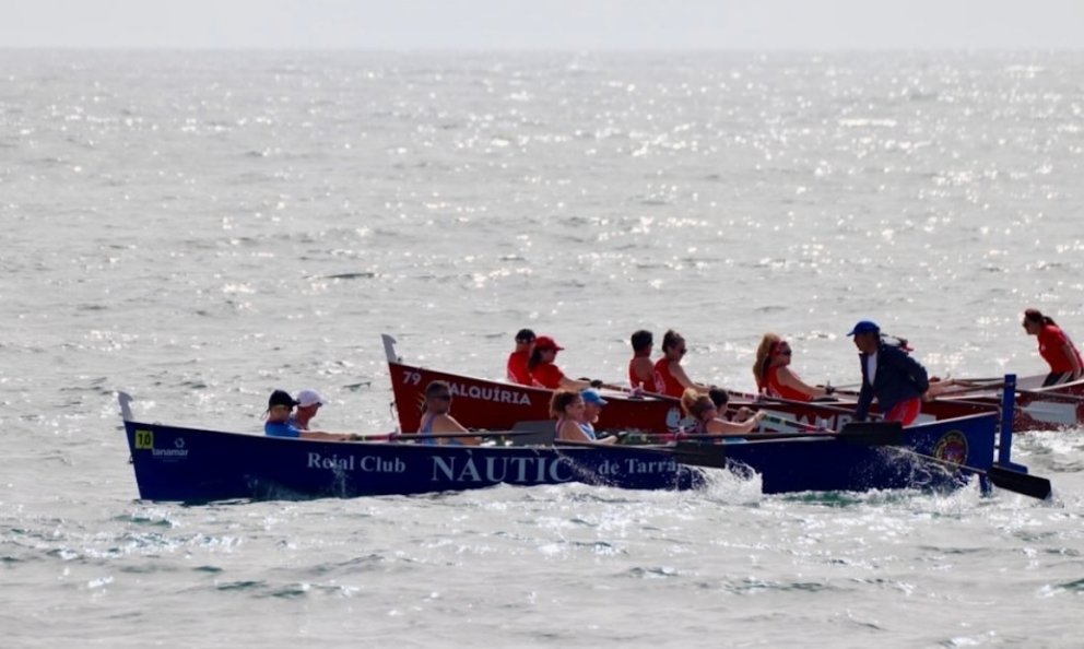 El Club Rem Cambrils aconsegueix una meritòria setena posició a la regata Bandera de Barcelona