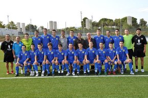El FC Cambrils es presenta davant l'afició amb una victòria davant el Joventut Ascó