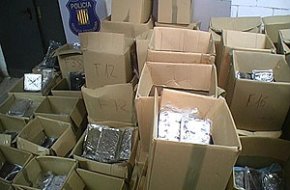 Els Mossos detenen un matrimoni alemany, veí de Cambrils, per tràfic d'estupefaents i intervenen 1.700 quilos de droga