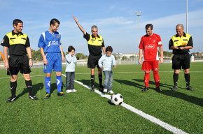 Els germans Joel i Ivan Rodríguez protagonitzen el preàmbul del partit del FC Cambrils