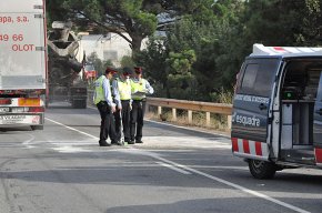 Un greu accident de trànsit a la carretera de Misericòrdia se salda amb dos morts i dos ferits lleus