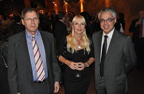 Mònica Massagué, de l'hotel Mònica, rep el reconeixement de l'Associació Hotelera Salou-Cambrils- La Pineda