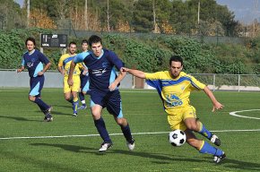 Nova victòria pel FC Cambrils que es manté a la zona alta de la classificació i pel Vilafortuny, que escala posicions