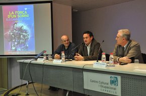 Albert Puig presenta a Cambrils La força d'un somni, un llibre fet "amb tot el cor"