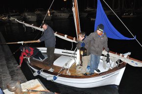 L'Agrupament Escolta Gent de Mar porta la Llum de la Pau a Cambrils