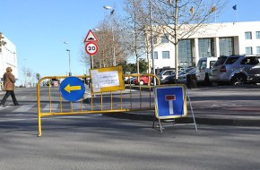 Es restringeix la circulació al trànsit entre la rotonda de l'Ajuntament i el Vial de Cavet per obres
