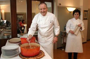 El restaurant Joan Gatell presenta el seu menú "del Caldo" basat en la cuina tradicional marinera