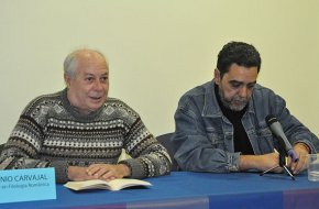 El poeta granadí Antonio Carvajal s'atura a l'Aula de Poesia i repassa la seva trajectòria poètica