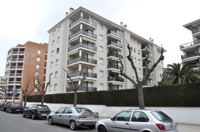 Una baralla familiar en un habitatge del nucli dels Arcs acaba amb dos morts