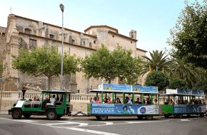 Demà comencen de nou els recorreguts del trenet turístic pel barri antic i pel port