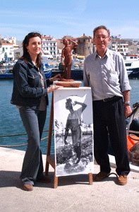 El port podria tenir una nova estàtua del pescador venedor de peix