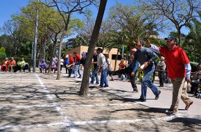 El Parc del Pescador acull més de 200 participants a la IX Tirada Intercomarcal de bitlles catalanes