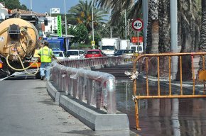 S'enllesteixen els darrers treballs al carril bici de l'avinguda de la Diputació