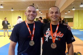 Els judokes cambrilencs Òscar Díaz i Miquel A. Díaz, or i bronze en el campionat europeu de policies i bombers