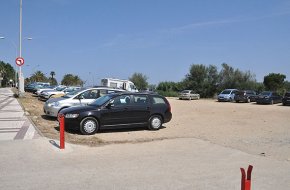 S'obre la zona final de la riera d'Alforja com espai d'aparcament provisional de vehicles