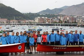 Els vogadors més joves del Vent d'Estrop visiten la Sociedad Deportiva de Remo de Castro Urdiales